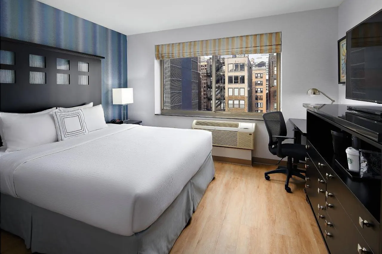 Fairfield Inn & Suites By Marriott New York Manhattan/Chelsea 3*,